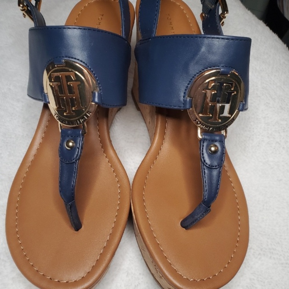 Tommy Hilfiger Blue Leather Logo T-Strap Sandals